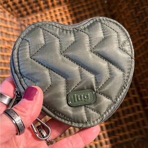 Lug Heart Pouch Olive Green